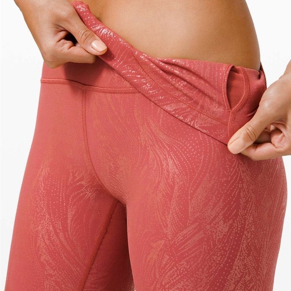 Lululemon Wunder Under High-Rise Tight in Soft Cranberry Pink Foil - size 12 - Picture 4 of 11